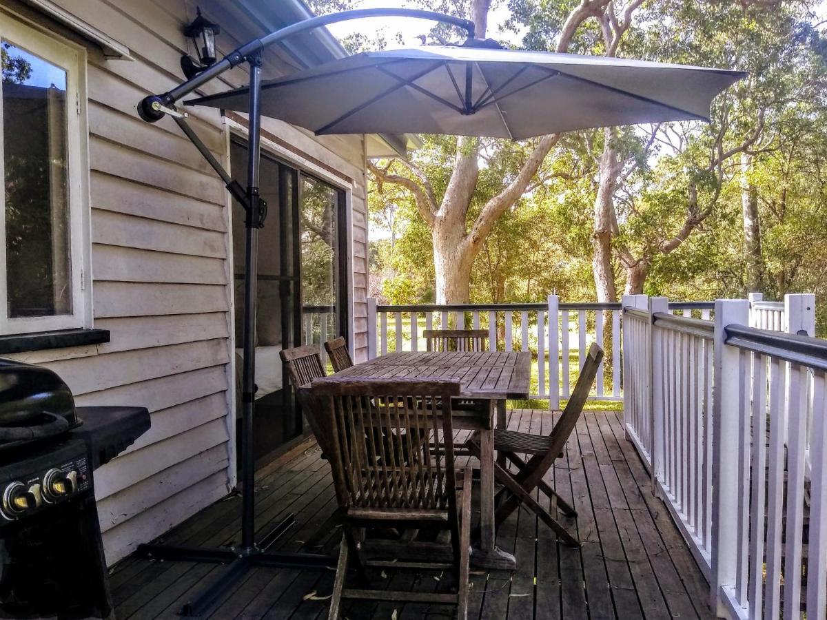 Lake Weyba Noosa Lodge & Kangaroos Peregian Beach Bagian luar foto